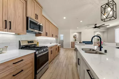 14277 Glenview Court, Victorville, CA 92395 - Photo 18