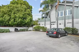 1052 Isabella Ave, Coronado, CA 92118 - Photo 24