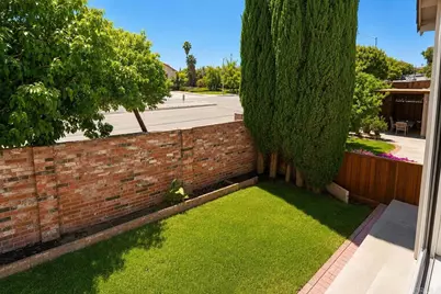 1880 Paradise Valley Court, Tracy, CA 95376 - Photo 2