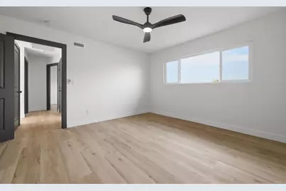 7079 Enders Avenue, San Diego, CA 92122 - Photo 20