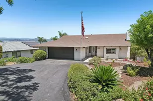 1329 Park Hill Ln, Escondido, CA 92025 - Photo 4