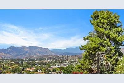 9355 Starcrest Drive, Santee, CA 92071 - Photo 14