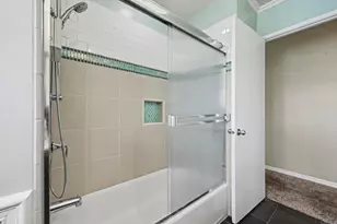 6382 Lake Shore Dr, San Diego, CA 92119 - Photo 48