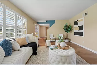 6382 Lake Shore Drive, San Diego, CA 92119 - Photo 16