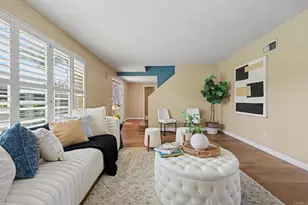 6382 Lake Shore Dr, San Diego, CA 92119 - Photo 16