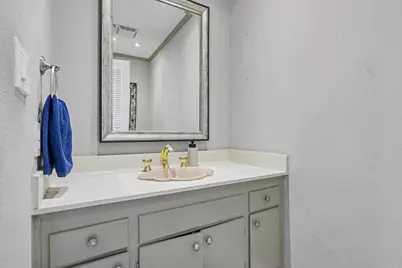 6382 Lake Shore Drive, San Diego, CA 92119 - Photo 12