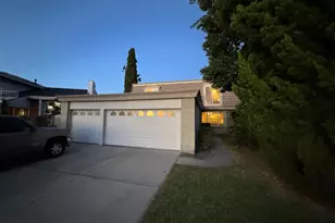 13545 Caravel Pl, Cerritos, CA 90703 - Photo 36