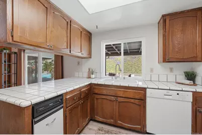 2324 Valley Lake Drive, El Cajon, CA 92020 - Photo 14