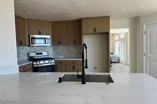 1522 Maxwell Ln, Vista, CA 92084 - Photo 12