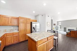 39513 Tangletree Way, Murrieta, CA 92563 - Photo 16