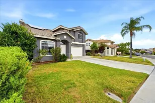 39513 Tangletree Way, Murrieta, CA 92563 - Photo 46
