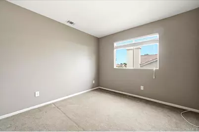 39513 Tangletree Way, Murrieta, CA 92563 - Photo 32