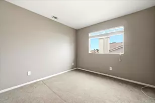 39513 Tangletree Way, Murrieta, CA 92563 - Photo 32