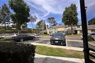 3521 Caminito Carmel Landing, San Diego, CA 92130 - Photo 2