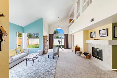 39082 Via Las Quintas, Murrieta, CA 92562 - Photo 2