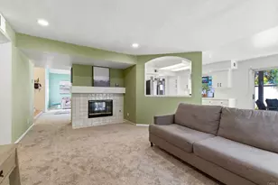 39082 Via Las Quintas, Murrieta, CA 92562 - Photo 10