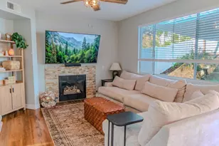 42132 Orange Blossom Dr, Temecula, CA 92591 - Photo 6