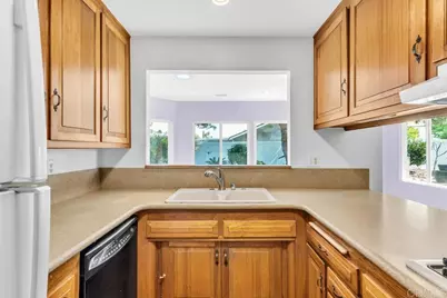 8750 Rumson Drive, Santee, CA 92071 - Photo 6