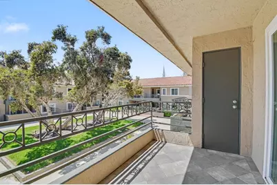 7405 Charmant Dr #2022, San Diego, CA 92122 - Photo 22