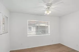 7405 Charmant Dr, San Diego, CA 92122 - Photo 16