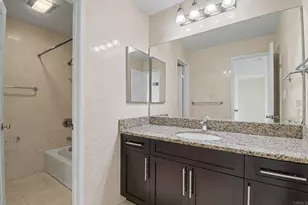7405 Charmant Dr, San Diego, CA 92122 - Photo 20