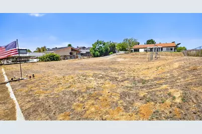 5573 Bluff St Street, Norco, CA 92860 - Photo 38