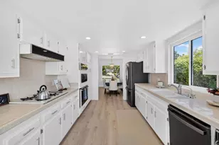 5573 Bluff St, Norco, CA 92860 - Photo 8
