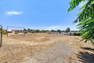 5573 Bluff St, Norco, CA 92860 - Photo 36