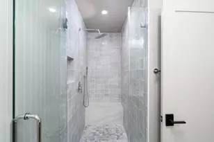 1845 Thomas Ave, San Diego, CA 92109 - Photo 18