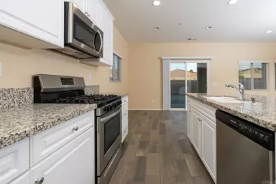 26349 Leos Trail, Menifee, CA 92586 - Photo 8