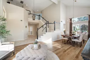 32099 Corte Carmela, Temecula, CA 92592 - Photo 4