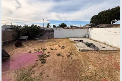901 E 16th Street, National City, CA 91950 - Photo 20