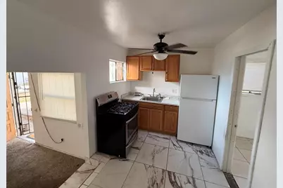 901 E 16th Street, National City, CA 91950 - Photo 10