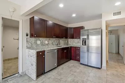 559 Oakdale Lane #C, El Cajon, CA 92021 - Photo 8