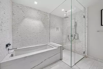 888 W E Street #3006, San Diego, CA 92101 - Photo 20