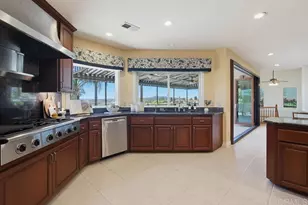 2171 Paseo Grande, El Cajon, CA 92019 - Photo 18