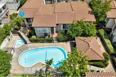 2402 Altisma Way #D, Carlsbad, CA 92009 - Photo 4