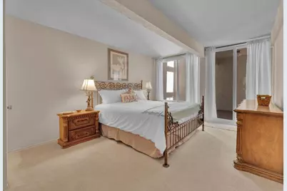 2402 Altisma Way #D, Carlsbad, CA 92009 - Photo 16