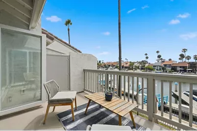 94 Kingston Ct W, Coronado, CA 92118 - Photo 24