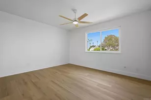 94 Kingston Ct W, Coronado, CA 92118 - Photo 38