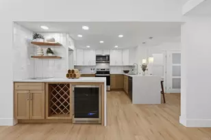 94 Kingston Ct W, Coronado, CA 92118 - Photo 8