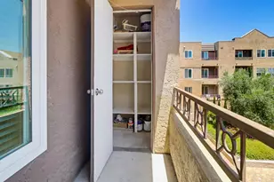 8889 Caminito Plaza Centro, San Diego, CA 92122 - Photo 10