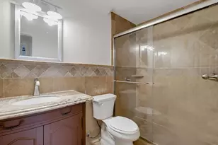 8889 Caminito Plaza Centro, San Diego, CA 92122 - Photo 4