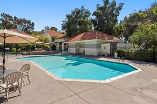 4620 Villas Dr, Bonita, CA 91902 - Photo 16