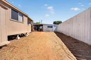 225 North Ln, El Cajon, CA 92021 - Photo 40