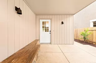 1136 Shelburn Ln, Ventura, CA 93001 - Photo 2