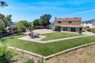 8406 Alado Pl, El Cajon, CA 92021 - Photo 12