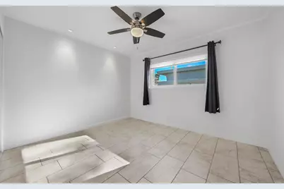 415 E Avenida Granada, Palm Springs, CA 92264 - Photo 12