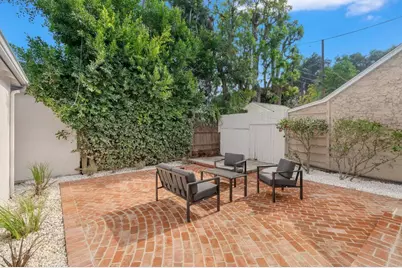 4210 Alcove Ave, Studio City, CA 91604 - Photo 24