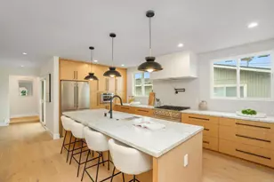 219 W Acacia Ave, El Segundo, CA 90245 - Photo 1
